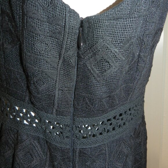 Nanette Lepore Black Boho Fringe Trim Crochet Knit Top Size 6 - Picture 4 of 14